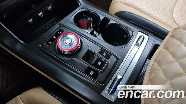Kia Carnival 2021 — Фото 9/20