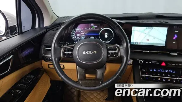 Kia Carnival 2021 — Фото 13/20