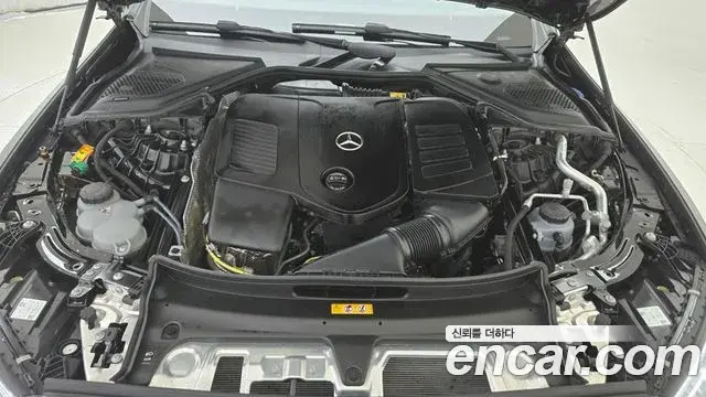 Mercedes-Benz E-Class 2025 — Фото 5/18