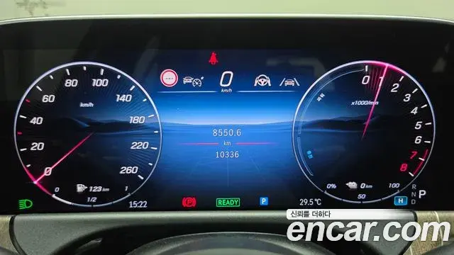 Mercedes-Benz E-Class 2025 — Фото 6/18