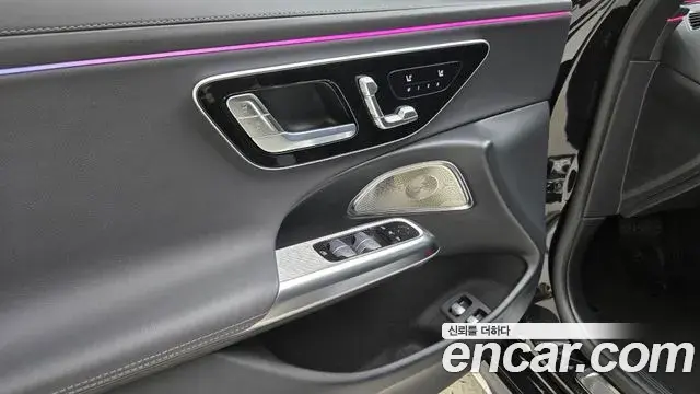Mercedes-Benz E-Class 2025 — Фото 14/18