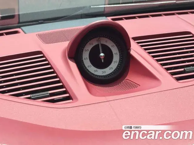 Porsche 911 2023 — ფოტო 18/20