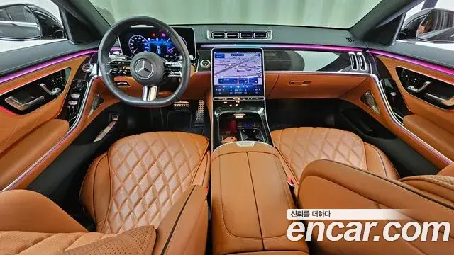 Mercedes-Benz S-Class 2023 — Photo 22/34