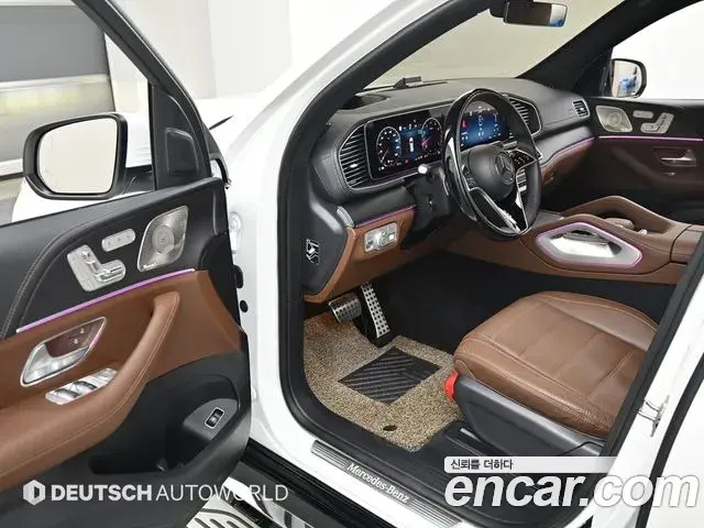 Mercedes-Benz GLS-Class 2025 — Photo 19/20