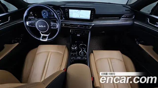 Kia K5 2022 — Şəkil 18/20