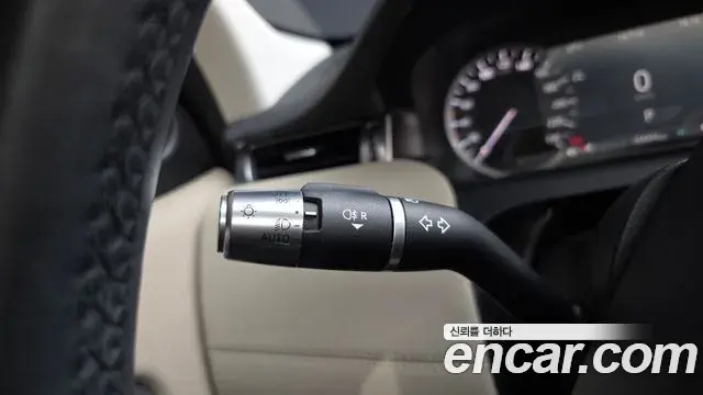 Land Rover Discovery Sport 2020 — Şəkil 16/41
