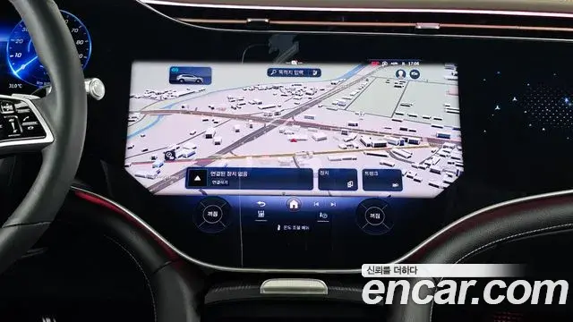 Mercedes-Benz EQS SUV 2024 — ფოტო 24/39