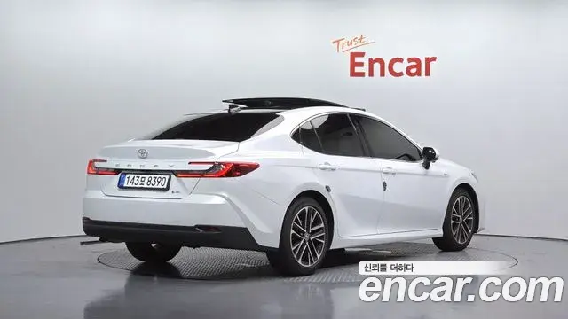 Toyota Camry 2025 — Şəkil 20/20