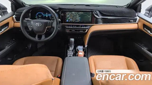 Toyota Camry 2025 — Şəkil 18/20