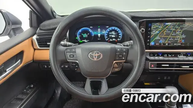 Toyota Camry 2025 — Şəkil 16/20