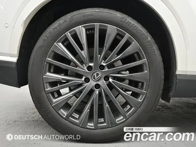 Lexus RX350h 2024 — Photo 15/20