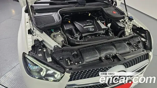 Mercedes-Benz GLE-Class 2021 — Фото 6/20
