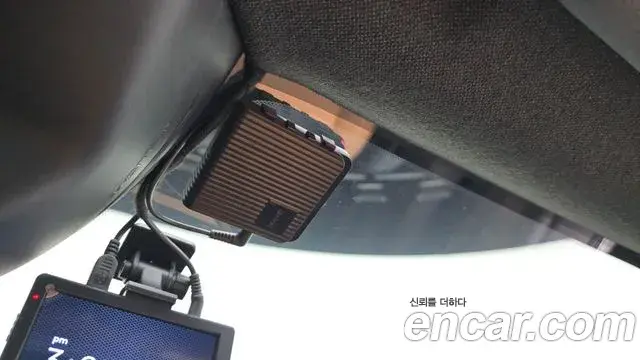 Volvo XC40 2022 — Şəkil 4/32