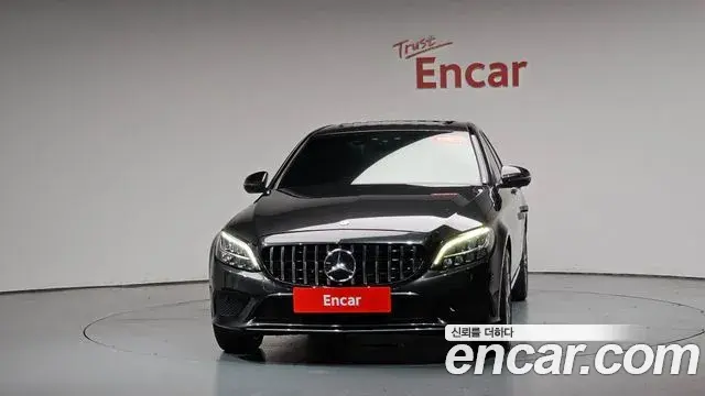 Mercedes-Benz C-Class 2020 — Фото 3/20