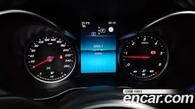 Mercedes-Benz C-Class 2020 — Фото 8/20