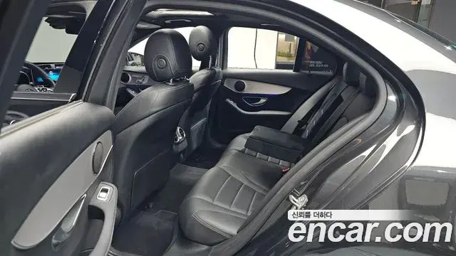 Mercedes-Benz C-Class 2020 — Фото 12/20
