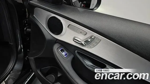 Mercedes-Benz C-Class 2020 — ფოტო 3/34