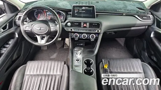 Genesis G70 2019 — Şəkil 9/34