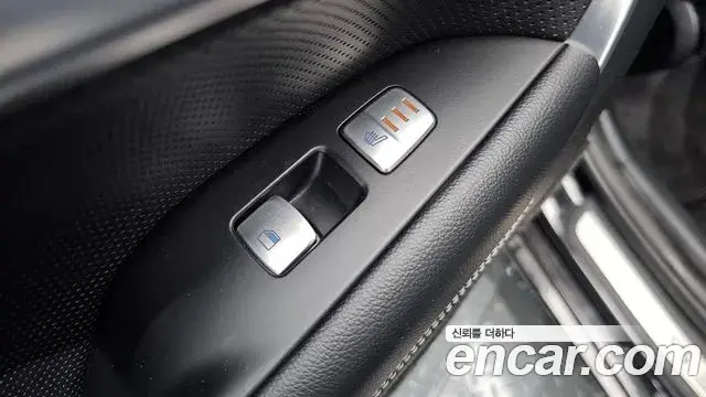 Genesis G70 2019 — Şəkil 18/34