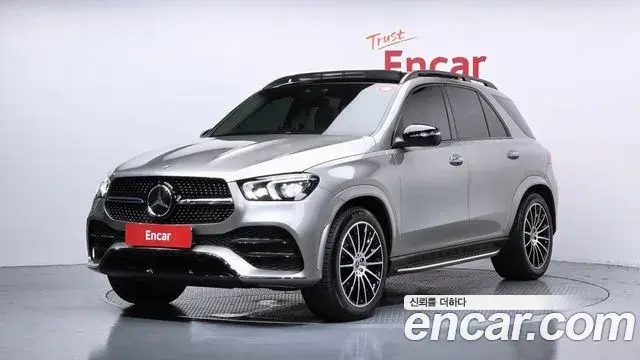 Mercedes-Benz GLE-Class 2022 — Фото 1/20