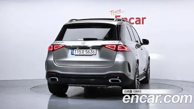 Mercedes-Benz GLE-Class 2022 — Фото 4/20