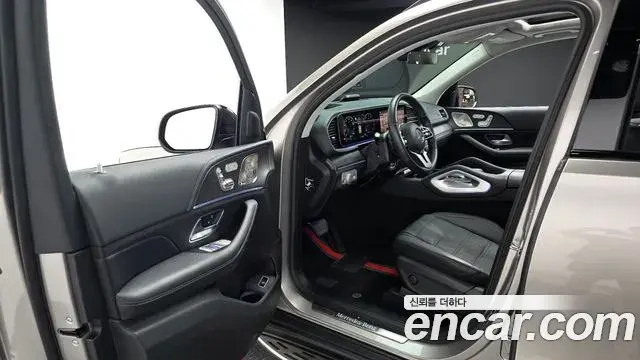 Mercedes-Benz GLE-Class 2022 — Фото 10/20