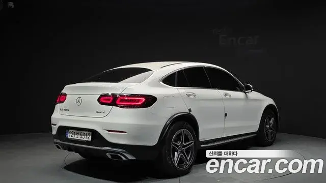Mercedes-Benz GLC-Class 2022 — Şəkil 29/32