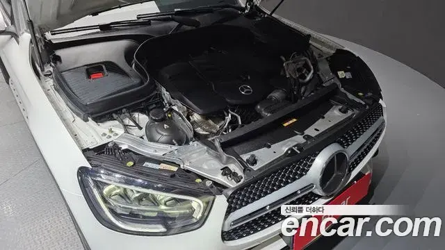 Mercedes-Benz GLC-Class 2022 — Şəkil 28/32