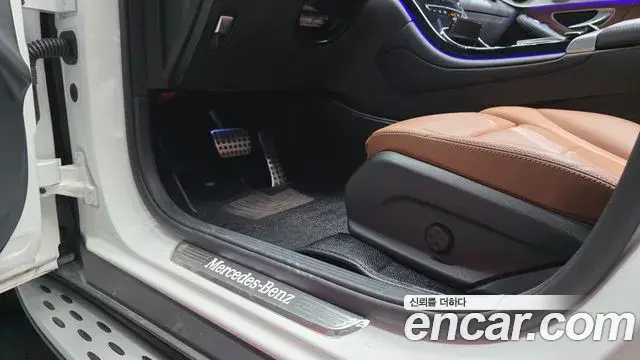 Mercedes-Benz GLC-Class 2022 — Şəkil 10/32