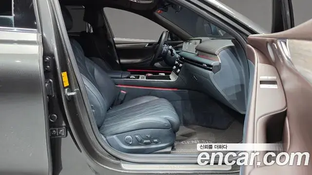 Genesis G80 2024 — Photo 19/20