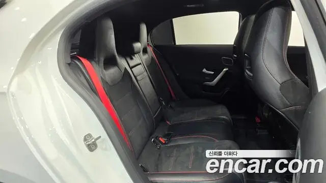 Mercedes-Benz A-Class 2025 — Фото 11/20