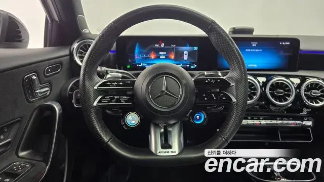Mercedes-Benz A-Class 2025 — Фото 13/20
