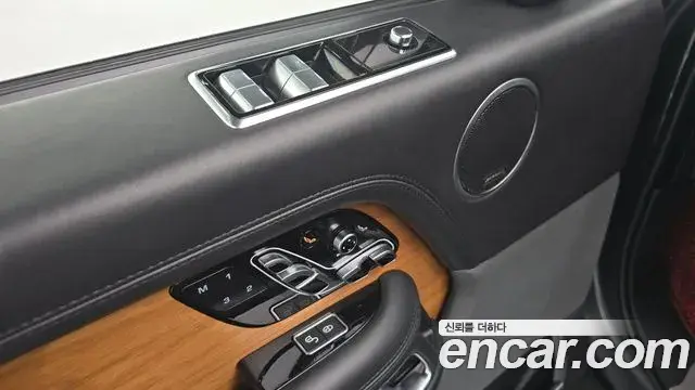 Land Rover Range Rover 2018 — Şəkil 8/20