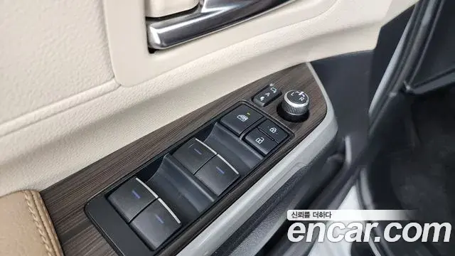 Toyota Sienna 2022 — ფოტო 20/37