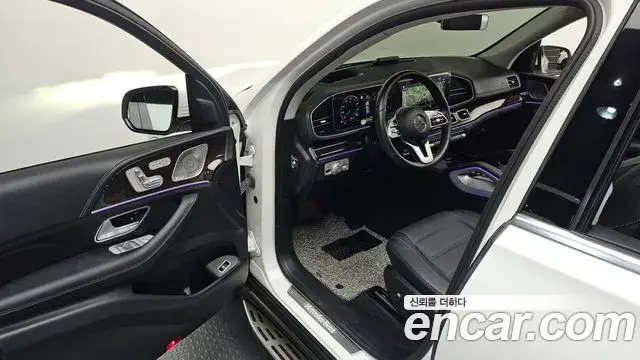 Mercedes-Benz GLE-Class 2023 — Фото 11/20