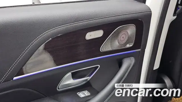 Mercedes-Benz GLE-Class 2023 — Фото 18/20