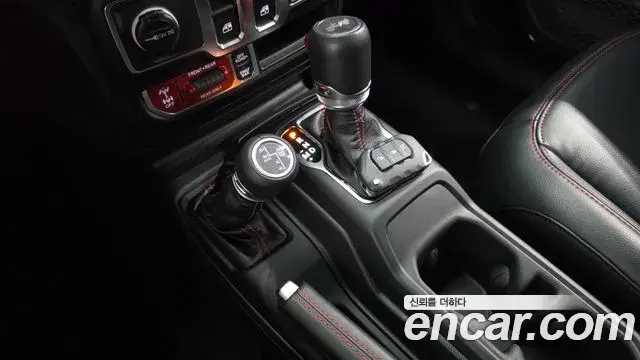 Jeep Wrangler 2023 — Photo 6/30