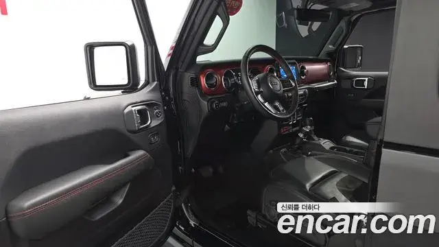 Jeep Wrangler 2023 — Photo 21/30