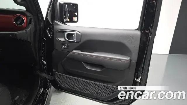 Jeep Wrangler 2023 — Photo 16/30