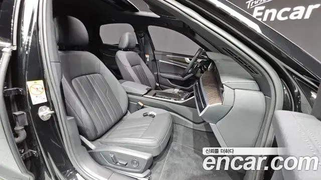 Audi A6 2022 — Şəkil 35/36