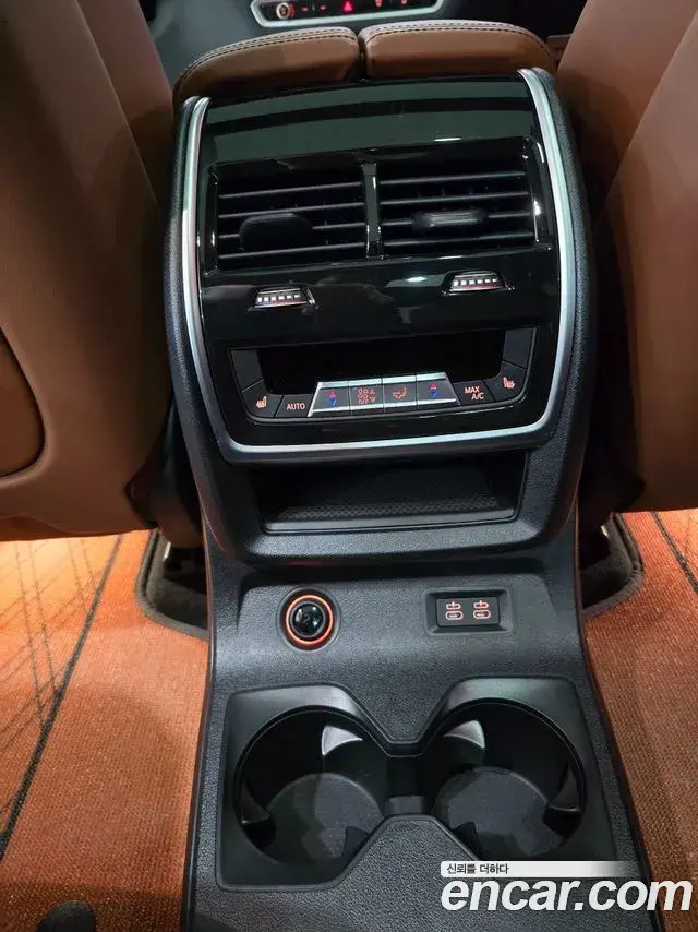 BMW X7 2025 — Фото 14/20