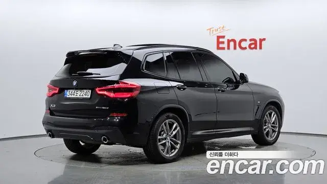 BMW X3 2021 — Photo 33/37