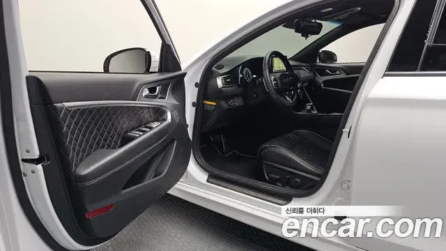 Genesis G70 2019 — Şəkil 12/20