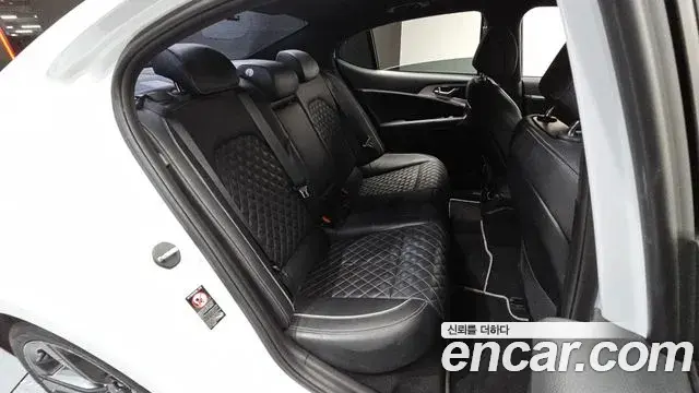 Genesis G70 2019 — Şəkil 16/20