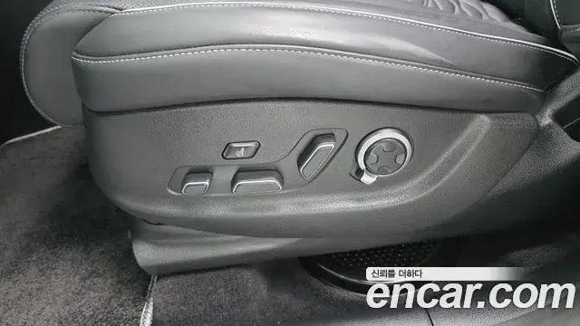 Genesis GV80 Coupe 2024 — Photo 36/40