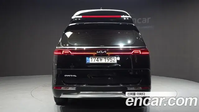 Kia Carnival 2023 — Фото 4/20
