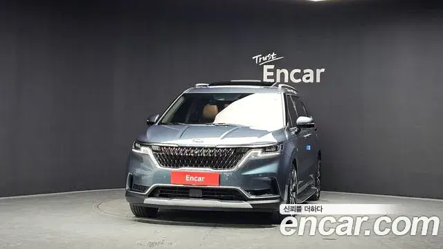 Kia Carnival 2021 — Фото 3/20