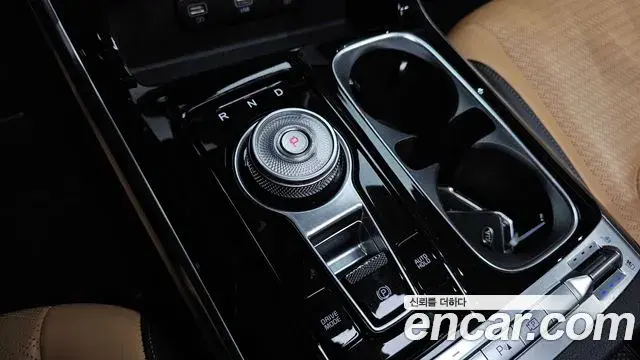 Kia Carnival 2021 — Фото 9/20