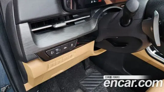Kia Carnival 2021 — Photo 22/38