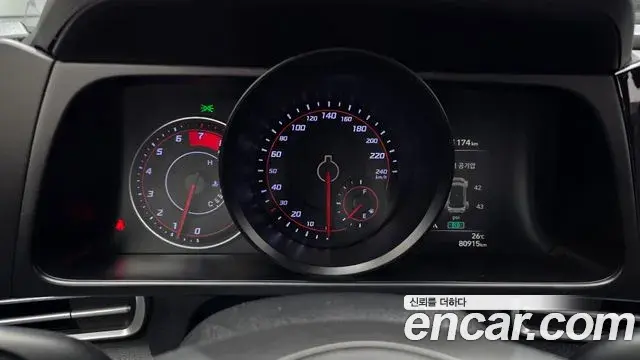 Hyundai Avante 2020 — Фото 8/20
